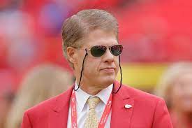 Clark Hunt Net 